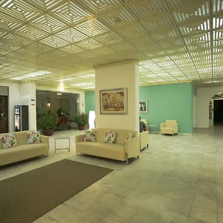 Mirachoro Hotel apartamentowy 3*
