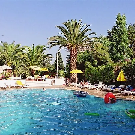 Mirachoro 3* Албуфейра